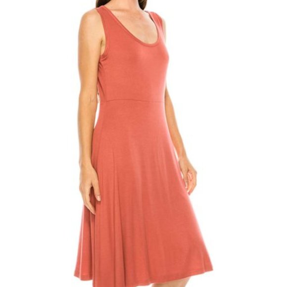 NWT - Urban Diction | Dusty Cedar Sleeveless Empire-Waist Dress  - M - Picture 3 of 8